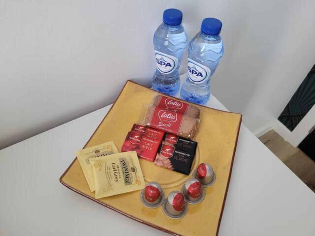 Brand New Camelia Room With Private Bathroom Brussel Buitenkant foto