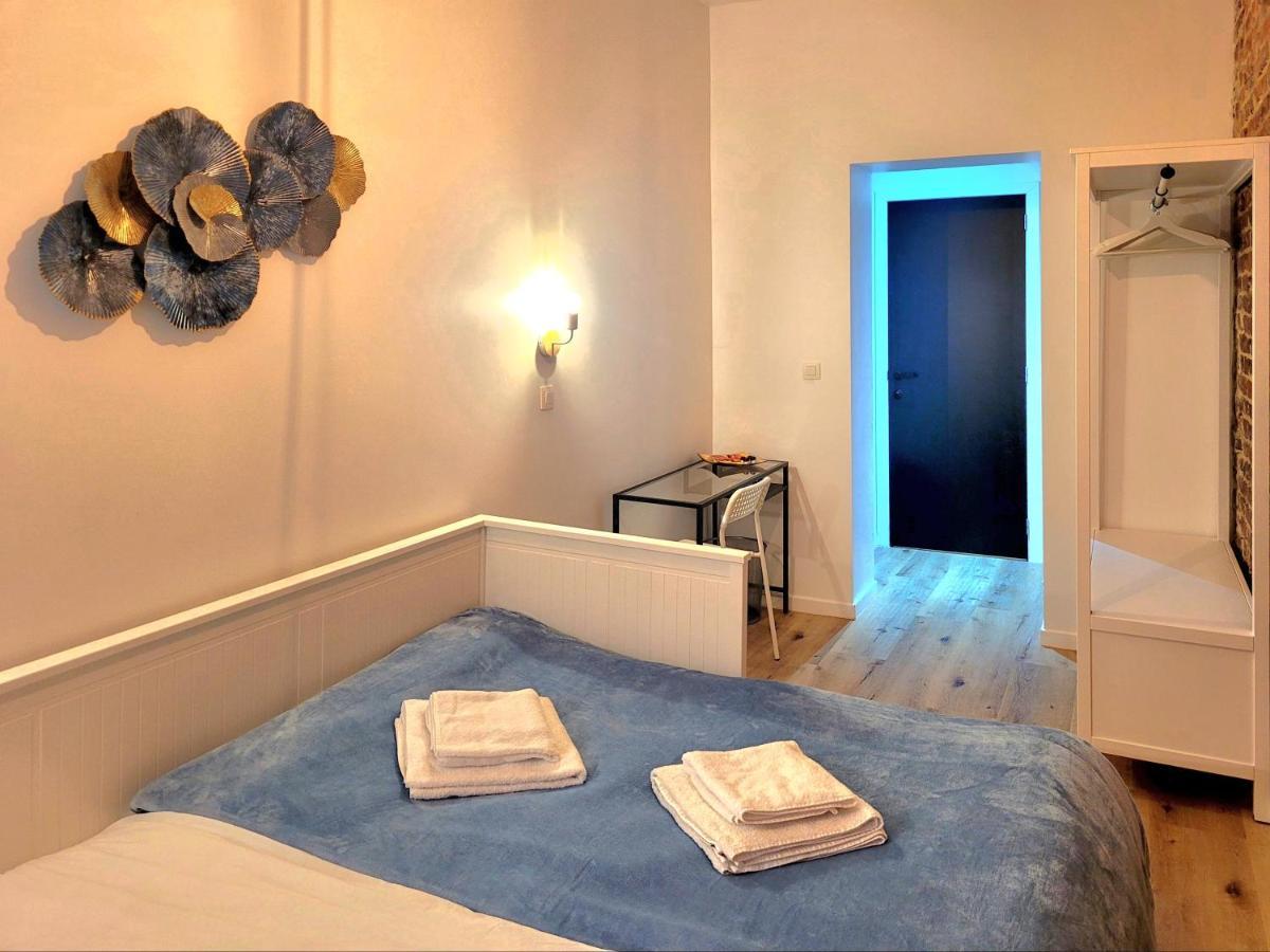 Brand New Camelia Room With Private Bathroom Brussel Buitenkant foto