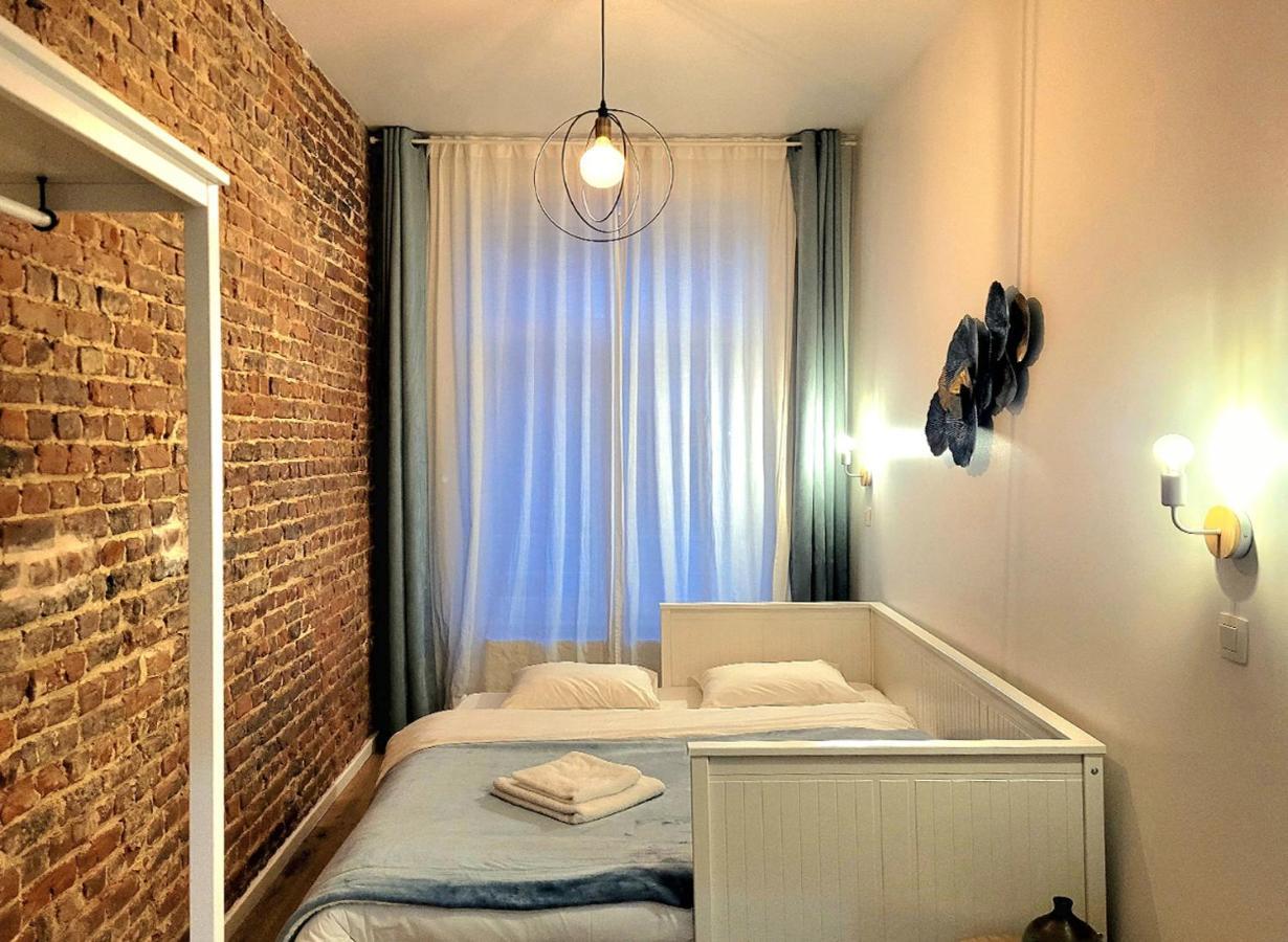 Brand New Camelia Room With Private Bathroom Brussel Buitenkant foto