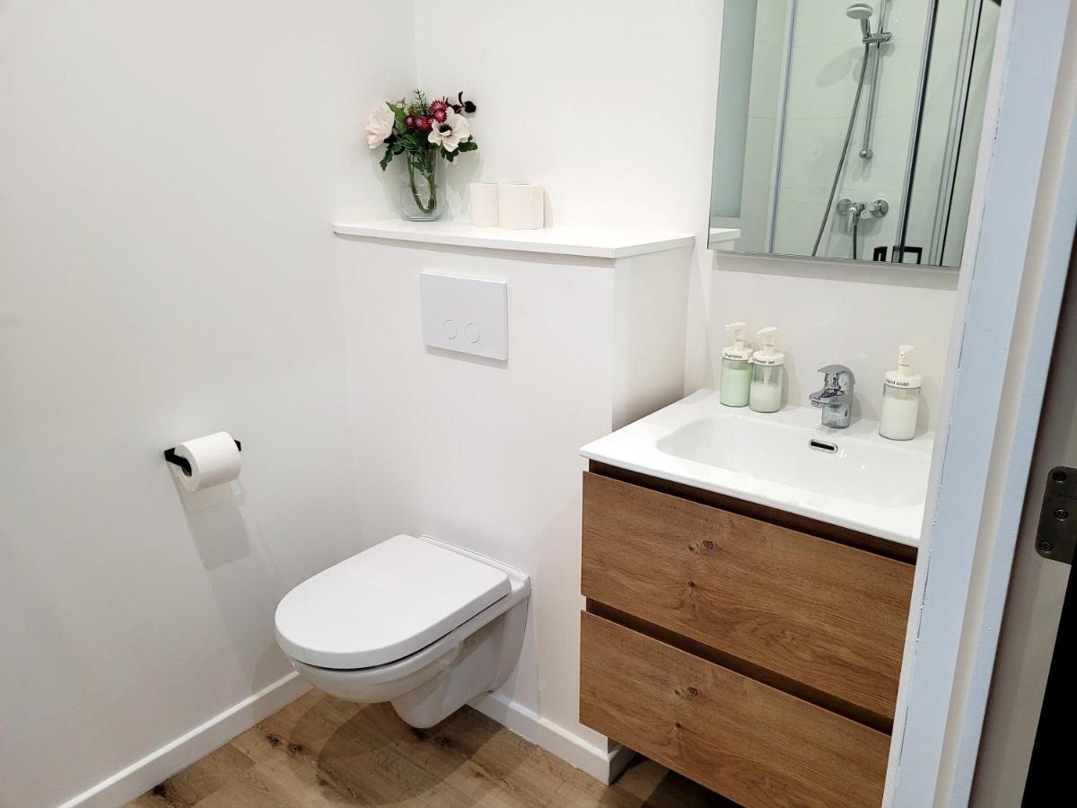 Brand New Camelia Room With Private Bathroom Brussel Buitenkant foto